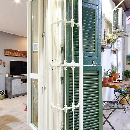 Appartement Beautiful In With Kitchen Gênes